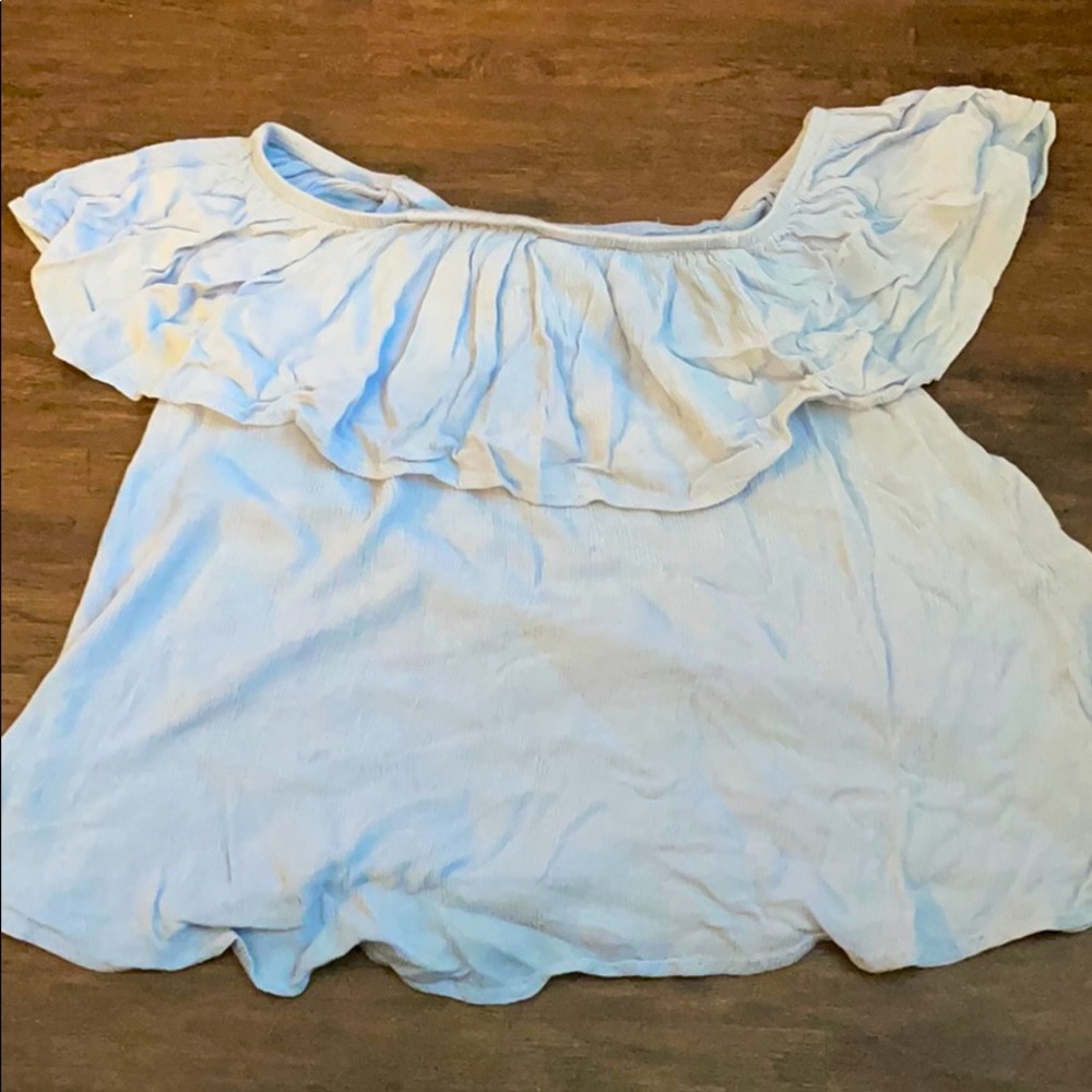 Off shoulder shirt